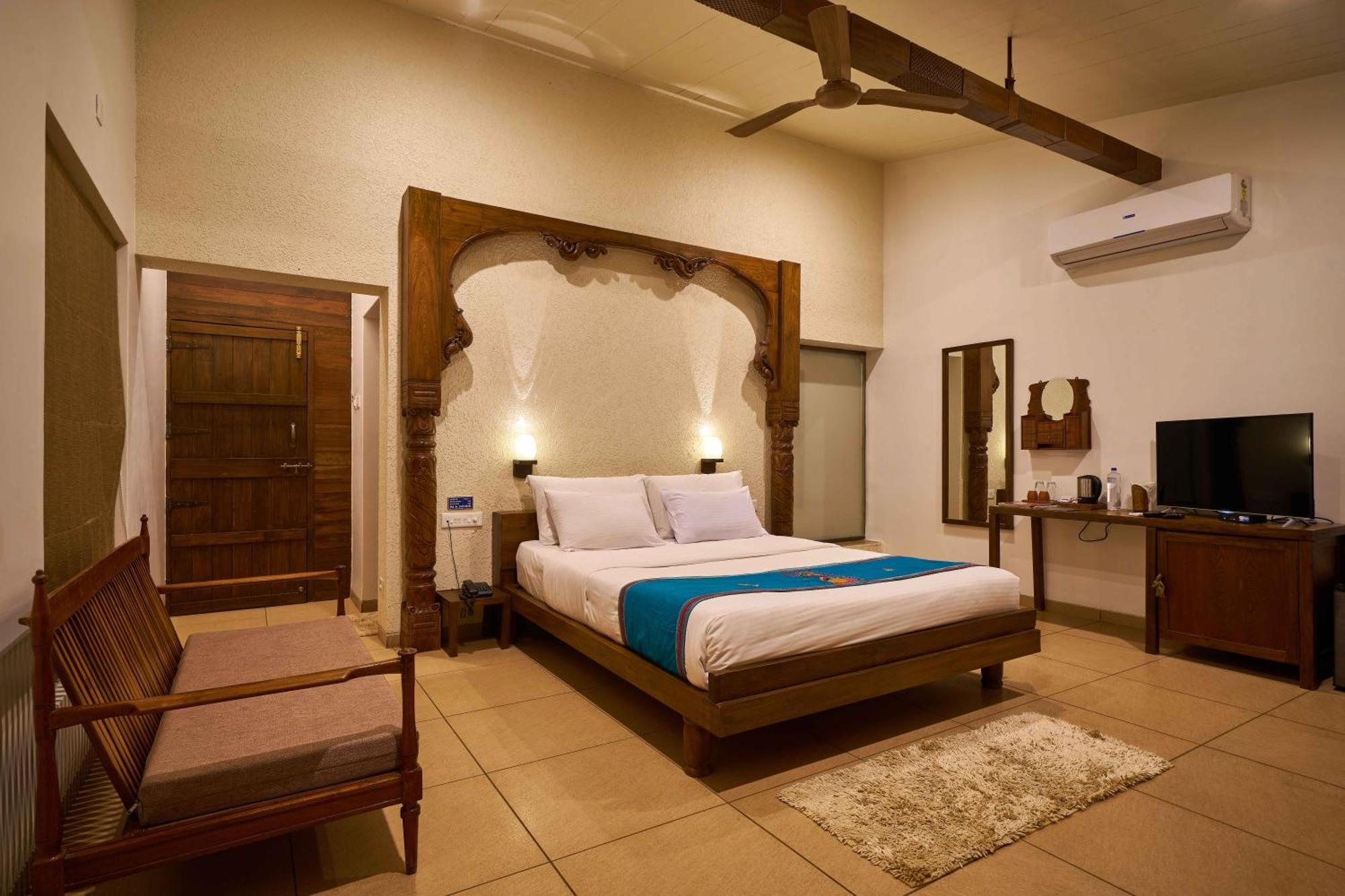 Nisarg Resort Kolhapur Exterior foto